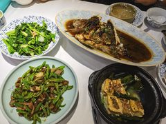 -围龙屋客家食府(福田店)