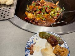 -老关东铁锅炖(上游街店)