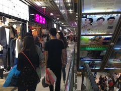 -兴旺欧韩城(上海兴旺国际服饰城店)