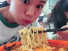 -易记皮肚面(明瓦廊店)