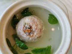 蟹粉狮子头-怡园饭店-餐厅(四望亭店)