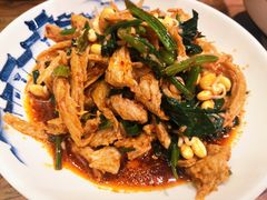 豆芽手撕面筋-海富荣·锅贴·陕菜家常菜(阳光城店)