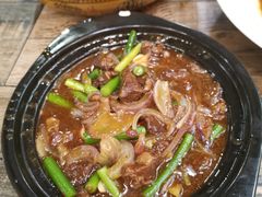 红烧牛肉锅仔-毛胡子牛羊餐馆(武宁路店)