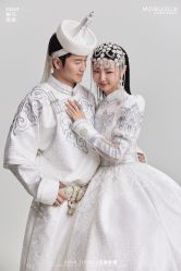点击看大图 -苏雅影像蒙古婚纱摄影工作室