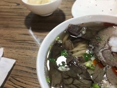 -陇上全荟兰州传统牛肉面(延吉路店)