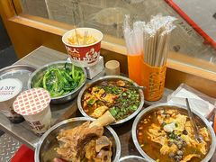 -柳州肥姨妈大骨螺蛳粉(万达中心店)