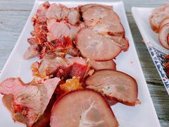 驴肉拼盘-保定驴肉火烧(吉祥店)