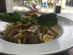 -Pundi Pundi Restaurant