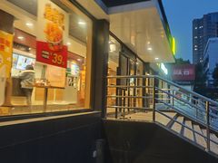 -卜蜂莲花(杨高南路店)