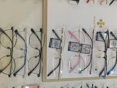 -沪睛眼镜蔡司官方授权店(金桥佳林路店)