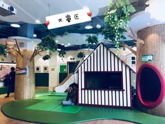 -乐融婴幼儿成长中心(四季青校区)