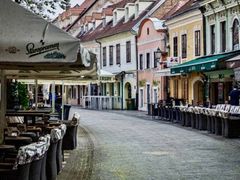 -耶拉契奇总督广场