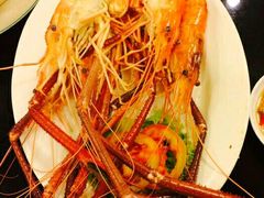 -J Daeng Seafood
