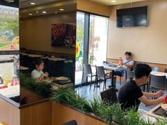 大堂-永和大王·现磨豆浆·卤肉饭(九亭SH085店)