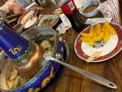 -毛辣果·贵州红酸汤牛肉火锅(西单店)
