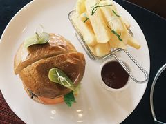 -WOLFGANG PUCK KITCHEN & BAR(迪士尼小镇店)
