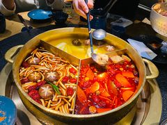 -湊湊火锅·茶憩(南京东路悦荟店)