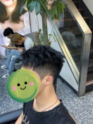 -藤野造型专业烫染接发