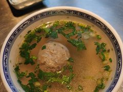 -潮界(LU·ONE凯德晶萃广场店)