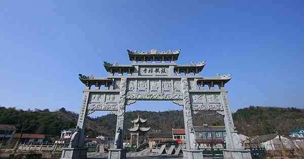 护龙禅寺-"新旧更替 眨眼就要过去新世纪的五分之一了.