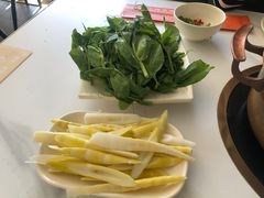 豌豆尖-四川简阳羊肉汤火锅(金台路店)