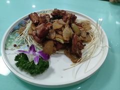 椒香排骨-新味都博山菜