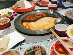 -生活如沸·顺德水牛奶火锅(大学路店)