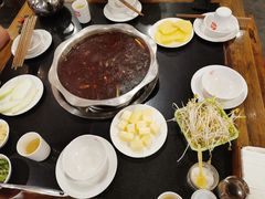 -冯记香辣兔火锅(茶店子总店)