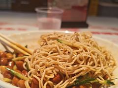 -肥肥虾庄·金牌油焖大虾(杨园滨江时代walk店)