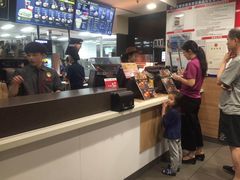 -麦当劳(国际大厦店)