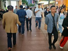 -观音桥步行街