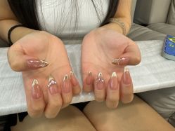 -斯馨·健康美甲美睫