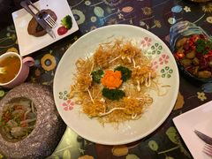 -蘑菇私房菜小馆(杨家坪西城天街店)