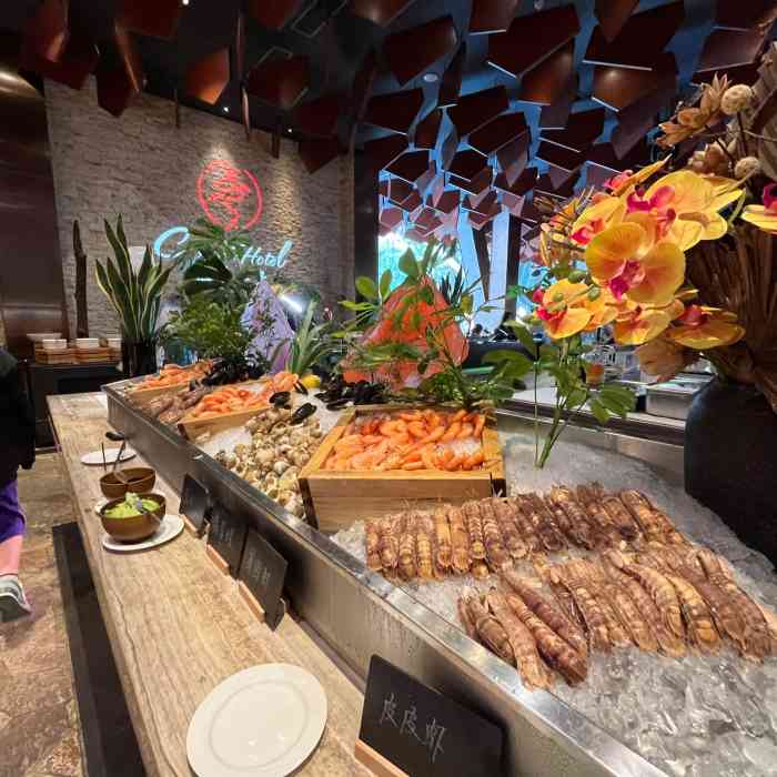 隐秀山居酒店·池畔海鲜自助餐厅· poolside house-"这家算是龙岗