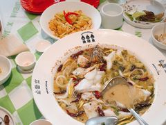 -渔语鱼酸菜鱼新川菜(来福士店)