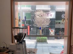 -Line 咖啡(石厦花园店)