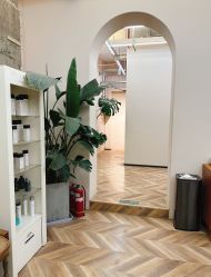 -Hair Co.一间沙龙