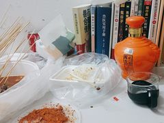 -上上签·冷锅串串(六灌路店)