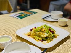 炝炒莲白-巴扎美食·新疆菜·西域歌舞表演餐厅(新疆大厦店)