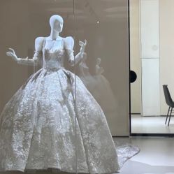 -南京宝娜嫁衣婚纱礼服馆(中央路店)