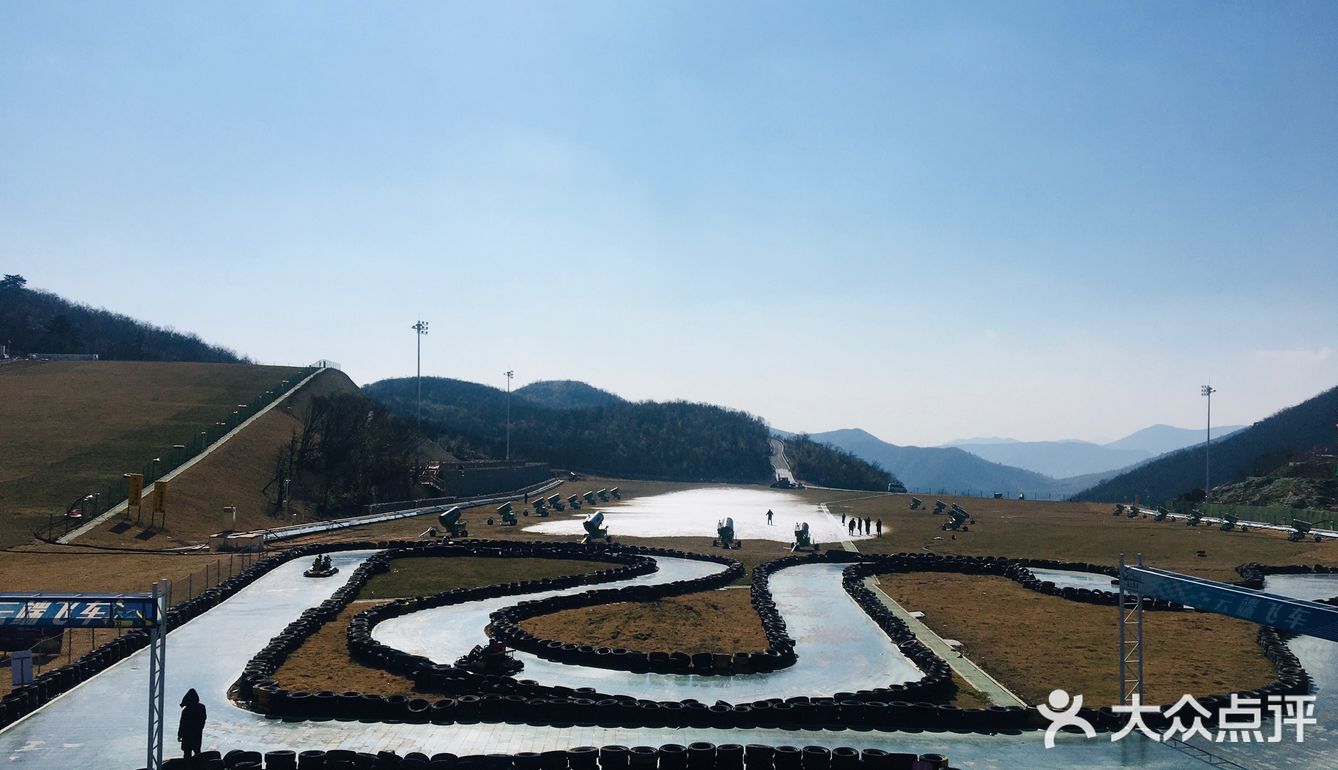 地址： 湖州市安吉县山川乡山川村云上草原 从湖州自驾