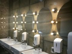 -红星电影世界上海张江绿地店