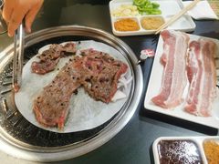 -牛味道炭火烤肉(湖前总店)