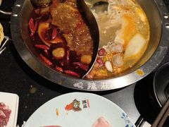 -辣莊重庆老火锅(威海高铁站韩乐坊店)
