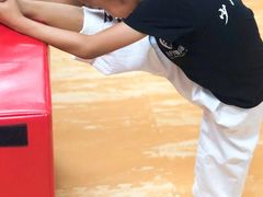 -嗨动跆拳道体能馆(菜百店)