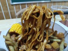-内蒙焖面大盆骨餐馆(山大路店)