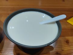 无糖豆浆-弄堂咪道-饭香·面香·馄饨香(兴梅店)
