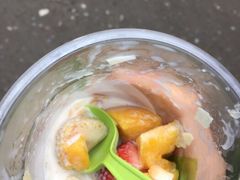 -三佰瑞冻酸奶(凯德MALL店)