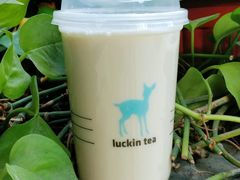 桂花乌龙生椰乳茶-luckincoffee瑞幸咖啡(香港名店街店)