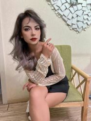 -MOVAN  HAIR莫凡匠人发型屋